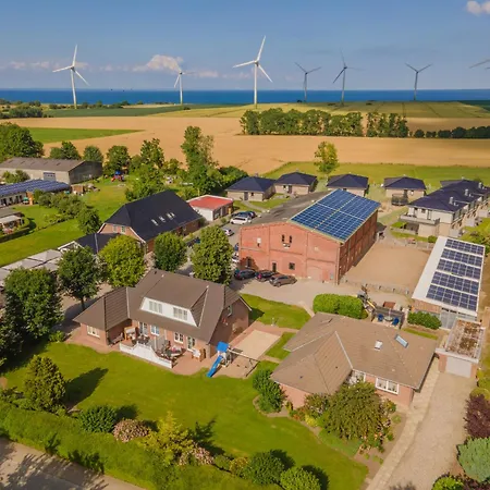 Bauernhof Lafrenz, Rose Dom wakacyjny Fehmarn